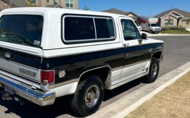 Chevrolet-Blazer-4x4-1988-3