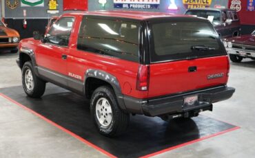 Chevrolet-Blazer-Sport-4x4-SUV-1992-12