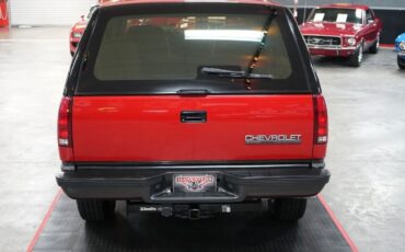 Chevrolet-Blazer-Sport-4x4-SUV-1992-13