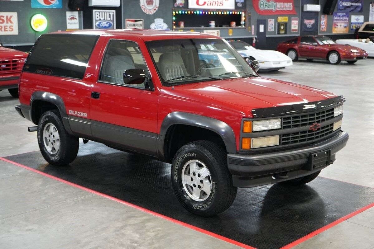 Chevrolet-Blazer-Sport-4x4-SUV-1992-16