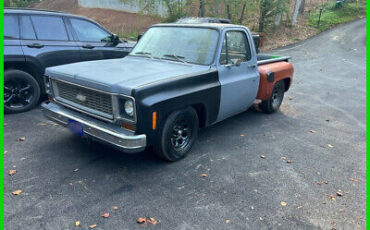 Chevrolet C-10  year1}