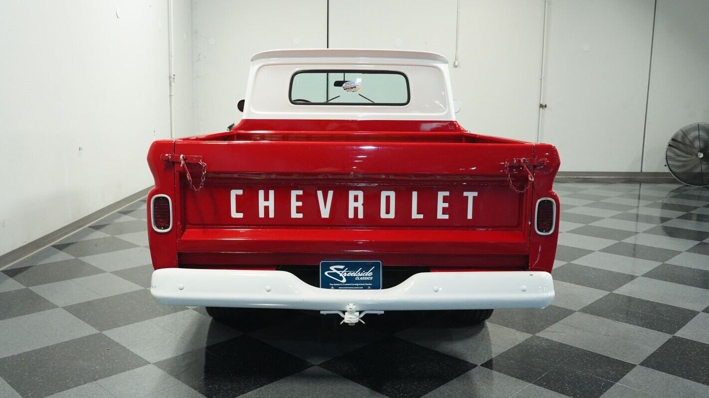 Chevrolet-C-10-Pickup-1965-9