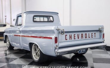 Chevrolet-C-10-Pickup-1966-10