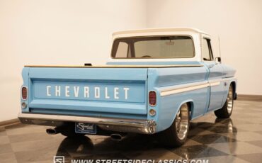 Chevrolet-C-10-Pickup-1966-10