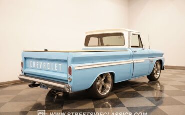 Chevrolet-C-10-Pickup-1966-11