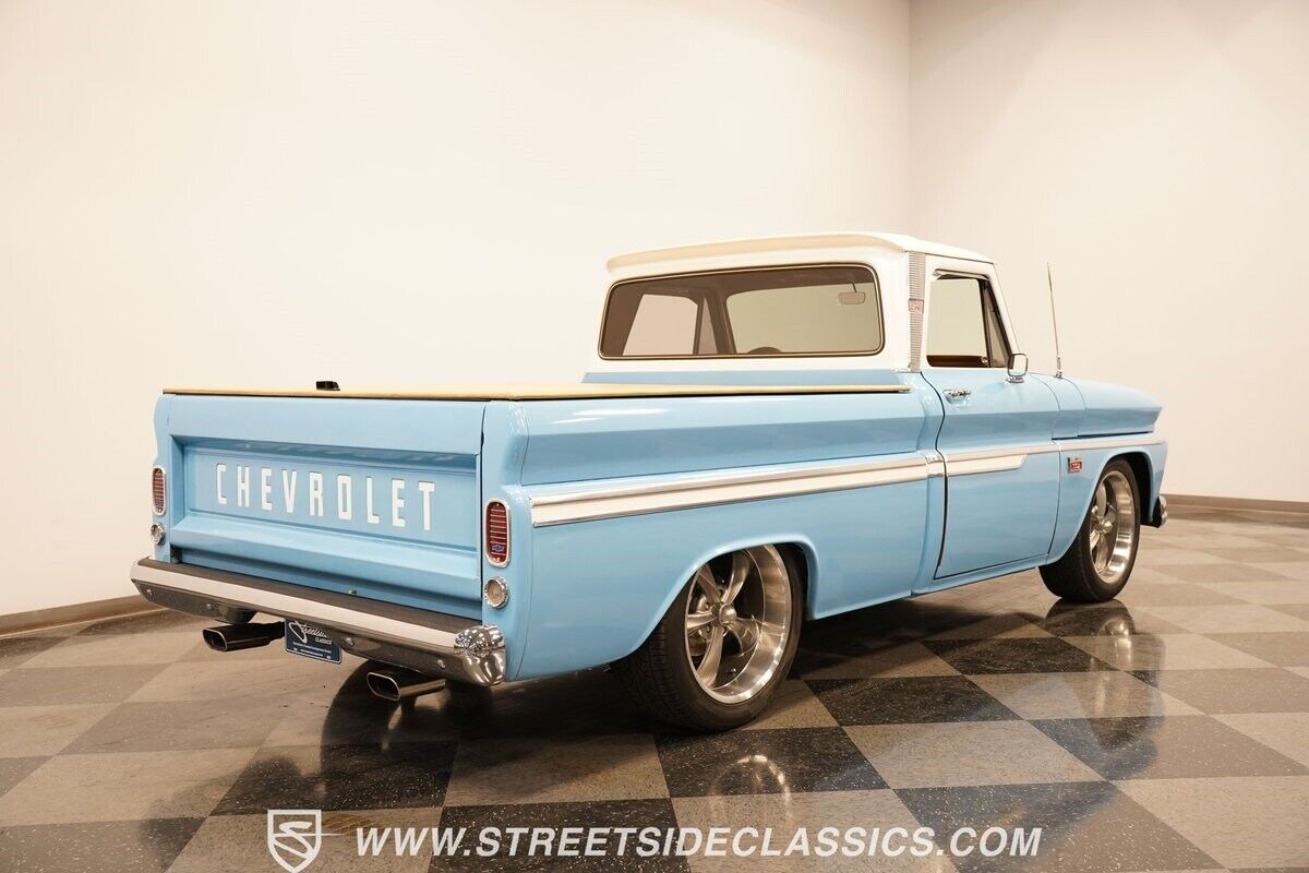 Chevrolet-C-10-Pickup-1966-11