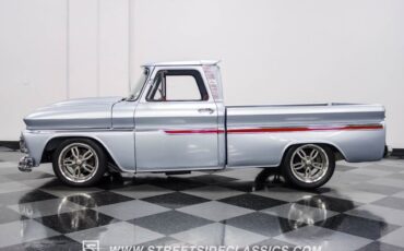 Chevrolet-C-10-Pickup-1966-2