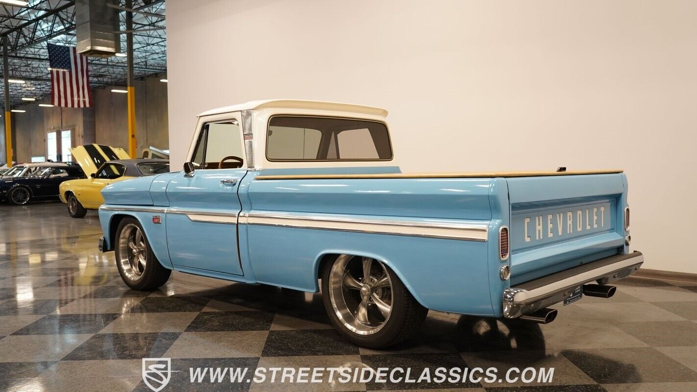 Chevrolet-C-10-Pickup-1966-7