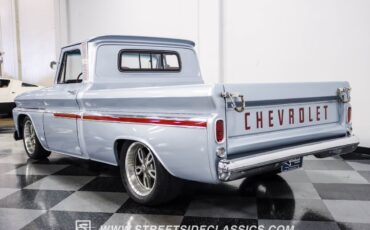 Chevrolet-C-10-Pickup-1966-9