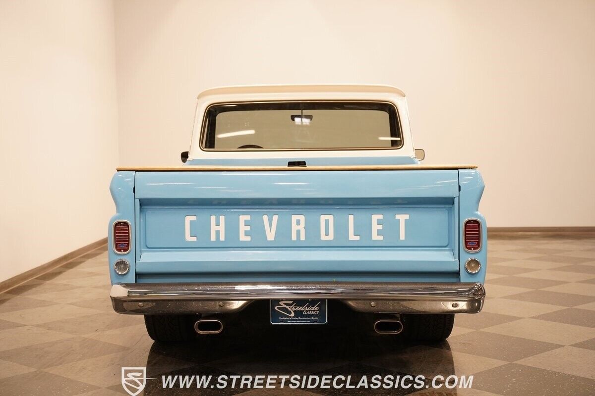 Chevrolet-C-10-Pickup-1966-9