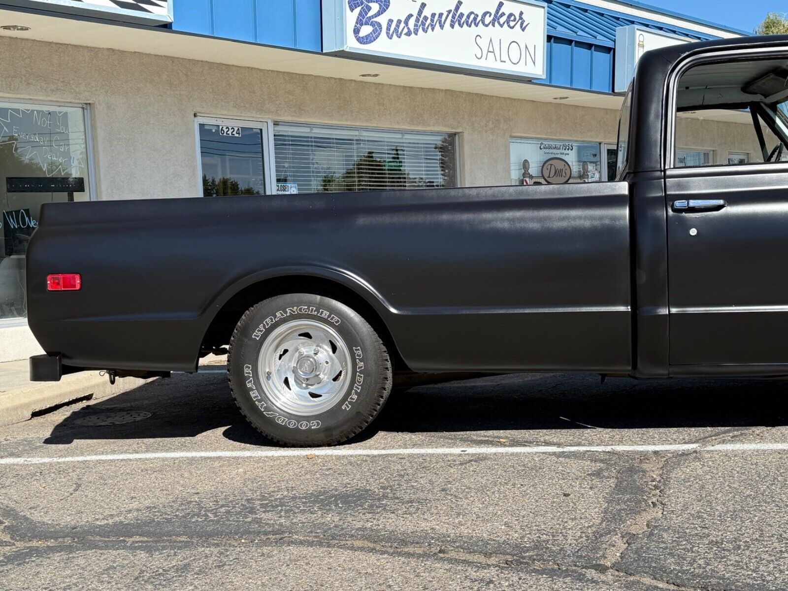 Chevrolet-C-10-Pickup-1968-2