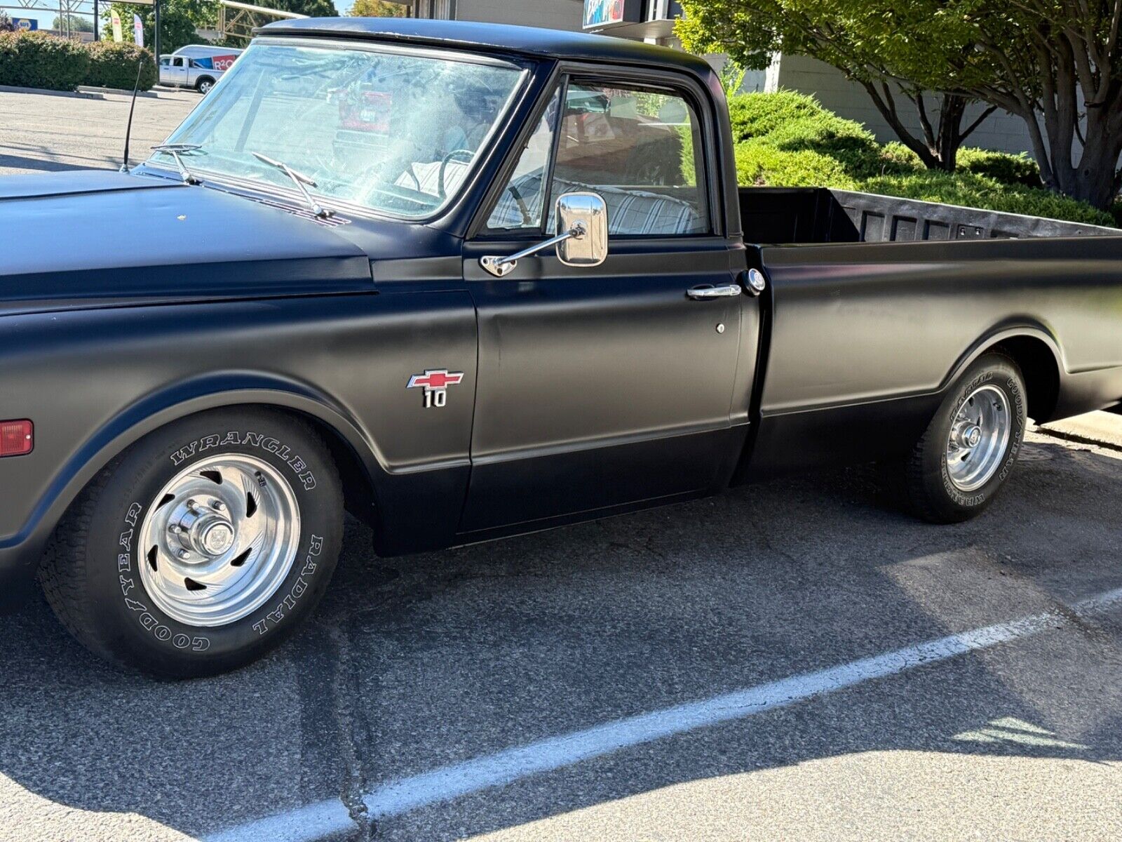 Chevrolet-C-10-Pickup-1968-7