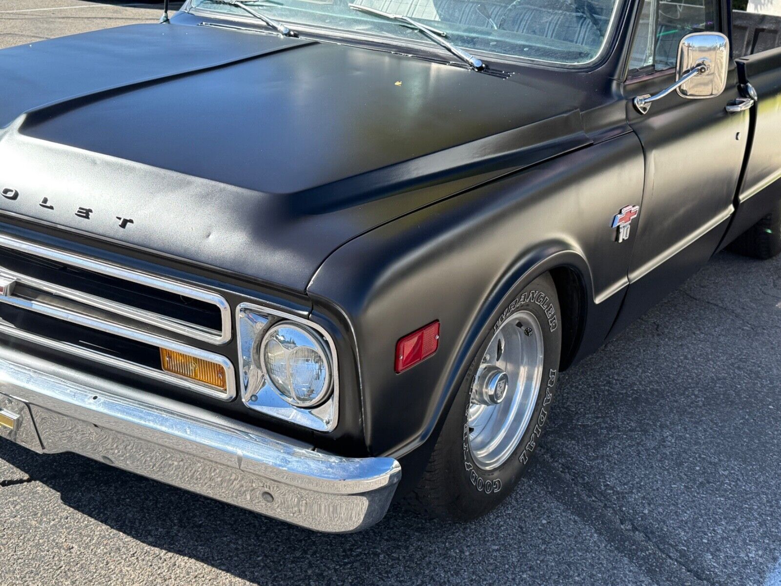 Chevrolet-C-10-Pickup-1968-8