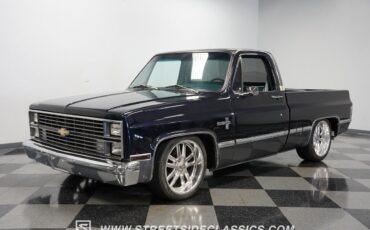 Chevrolet-C-10-Pickup-1983-5