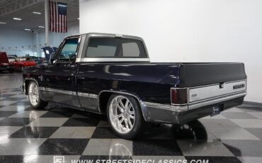 Chevrolet-C-10-Pickup-1983-9