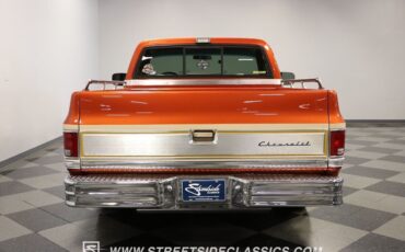 Chevrolet-C-10-Pickup-1986-11