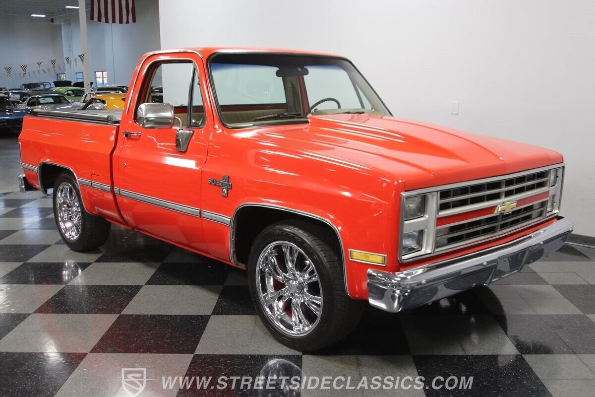 Chevrolet-C-10-Pickup-1986-17