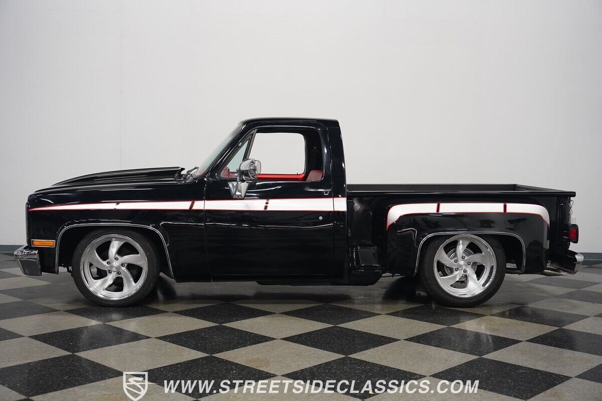 Chevrolet-C-10-Pickup-1986-2