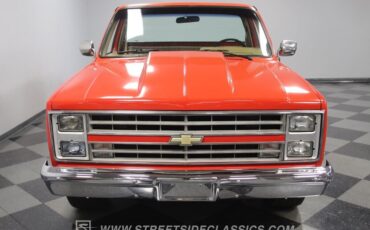 Chevrolet-C-10-Pickup-1986-21