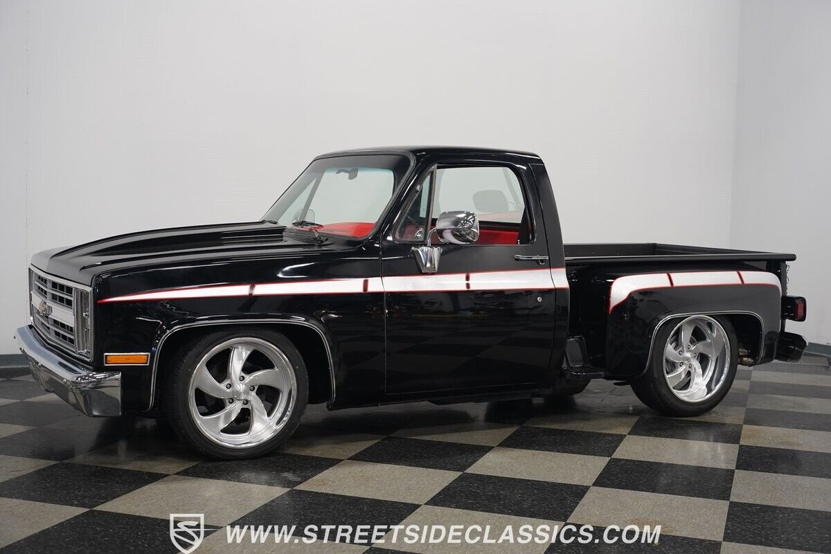 Chevrolet-C-10-Pickup-1986-7