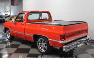 Chevrolet-C-10-Pickup-1986-9