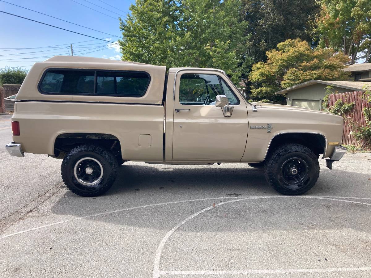 Chevrolet-C10-4x4-1986