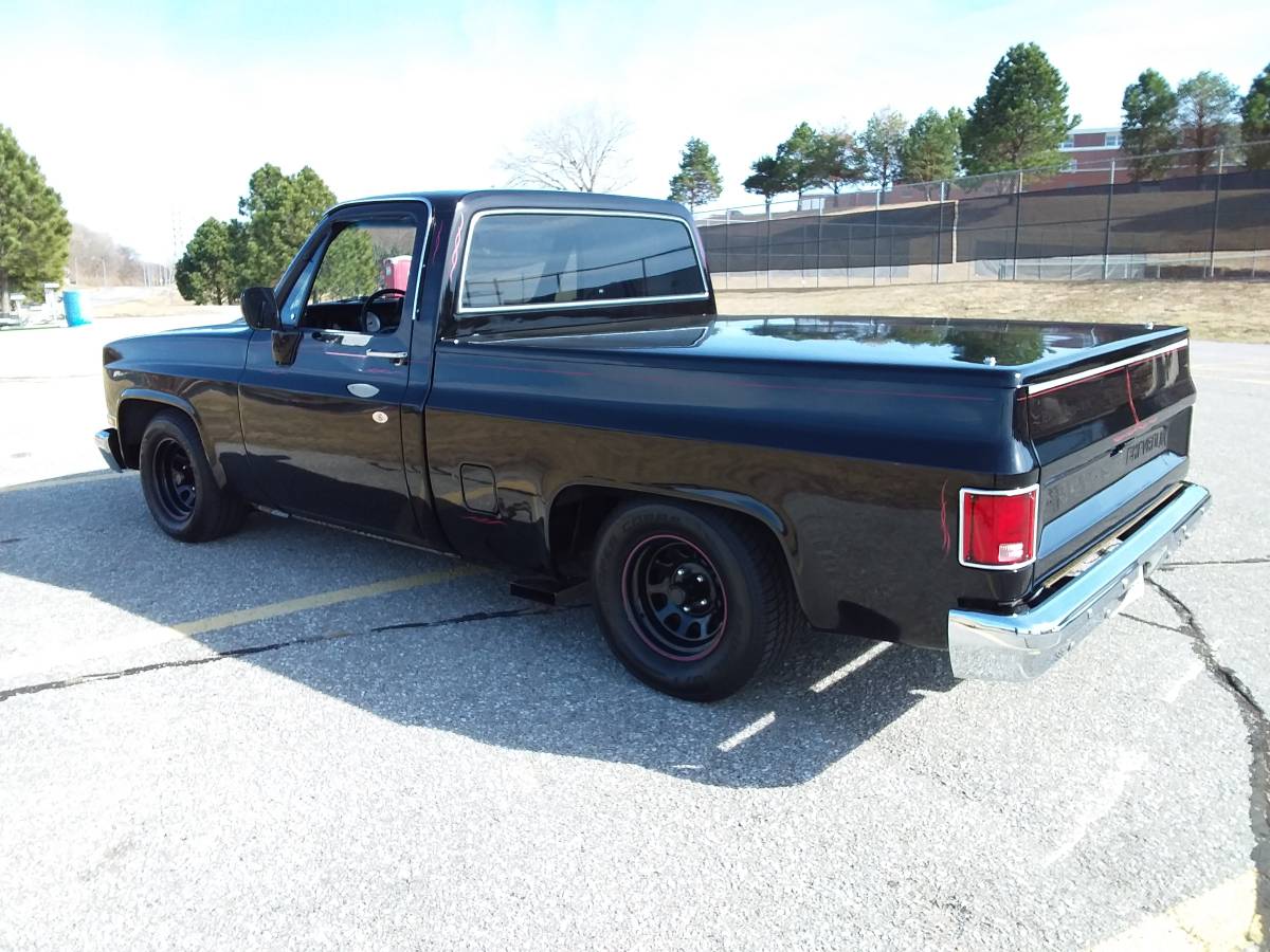 Chevrolet-C10-silverado-1986-13