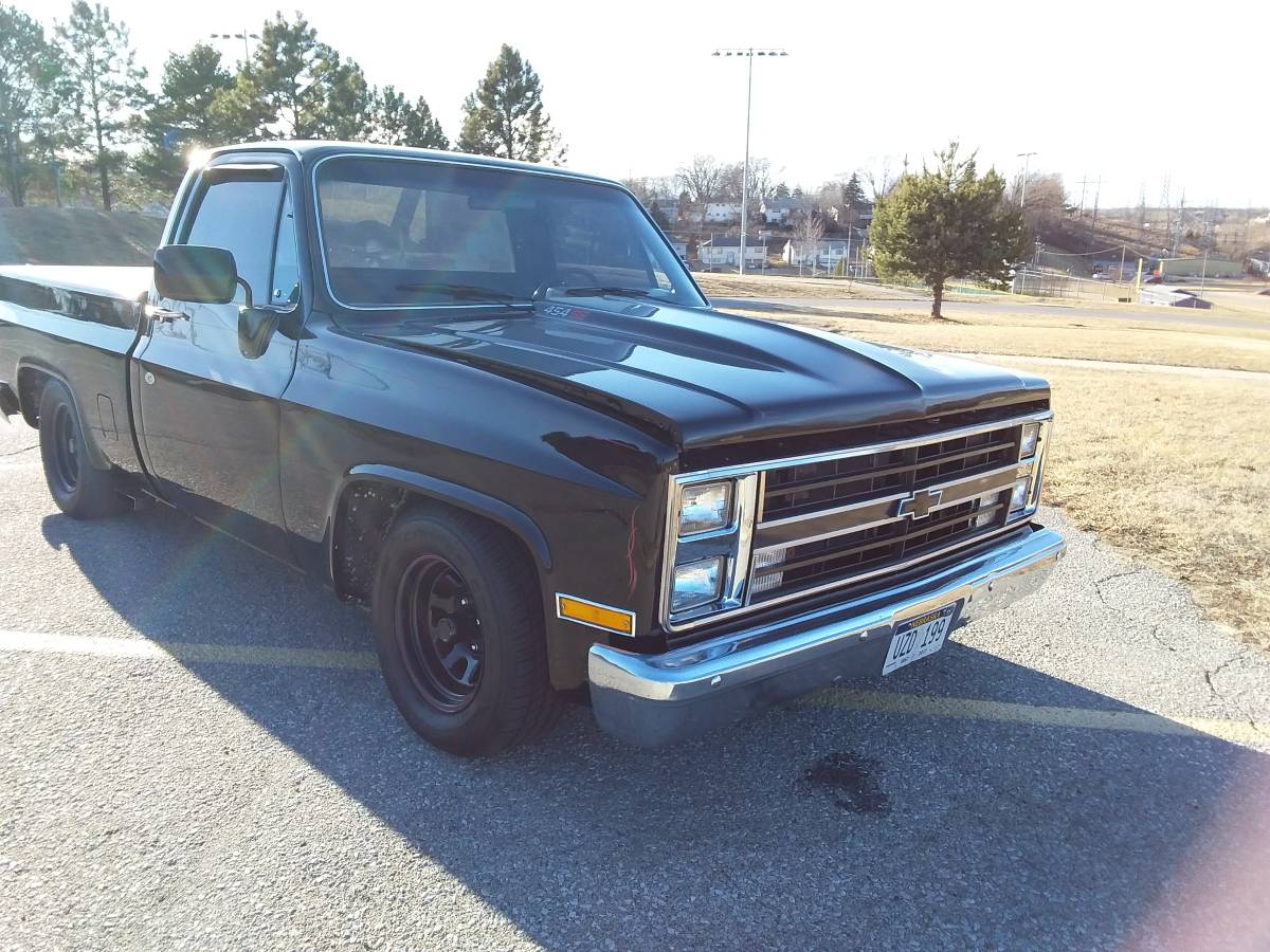 Chevrolet-C10-silverado-1986-3