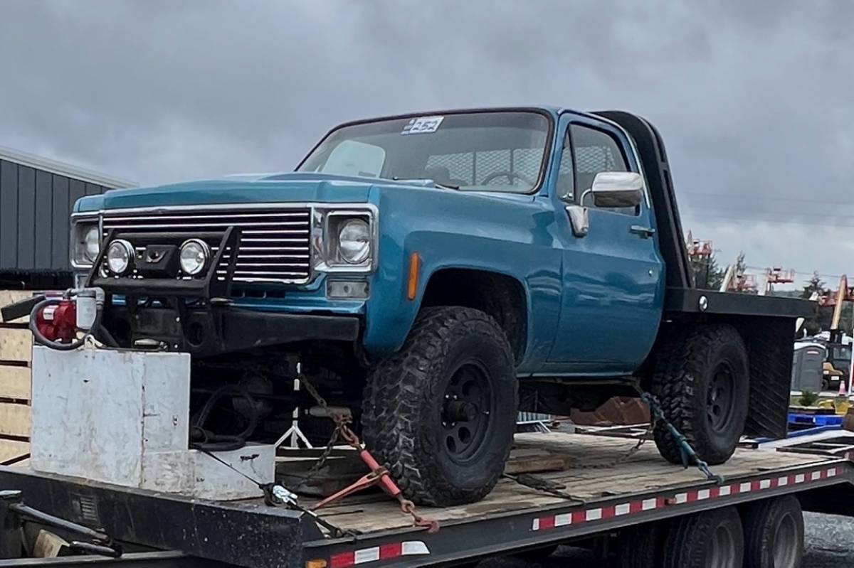 Chevrolet-C10-truck-1977