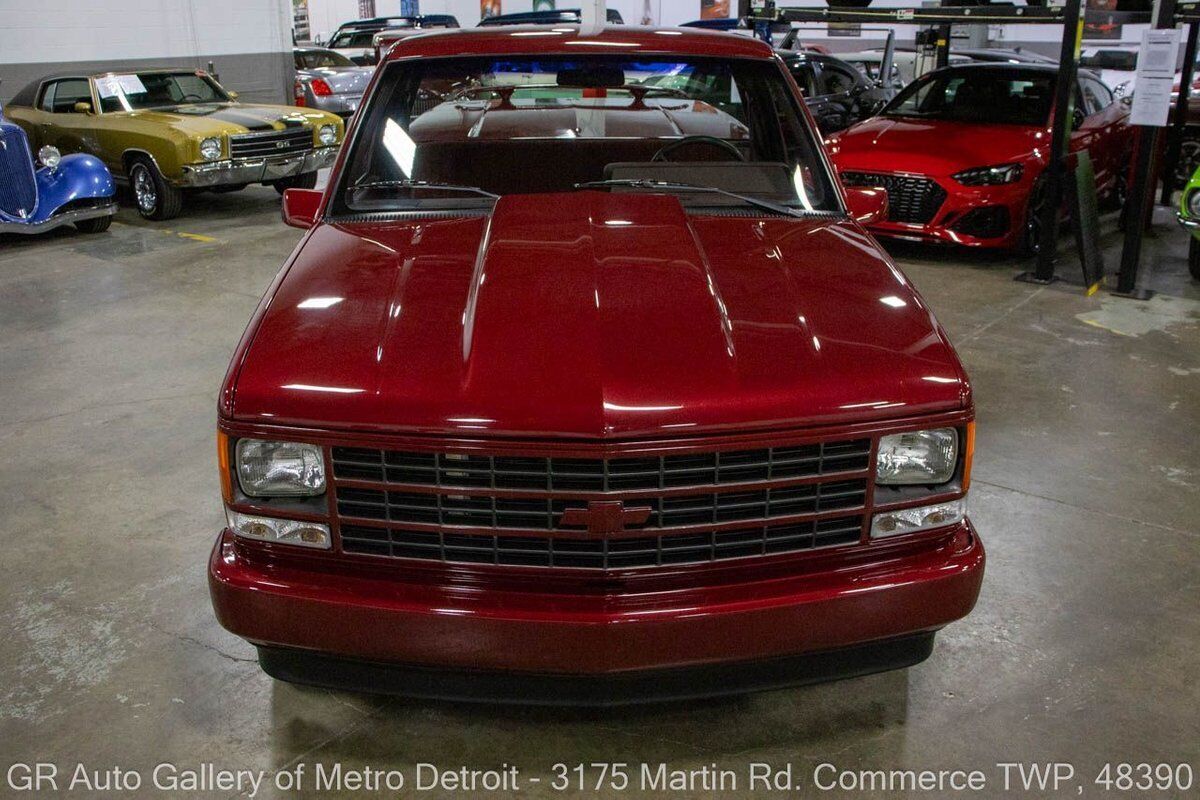 Chevrolet-CK-Pickup-1500-1988-10