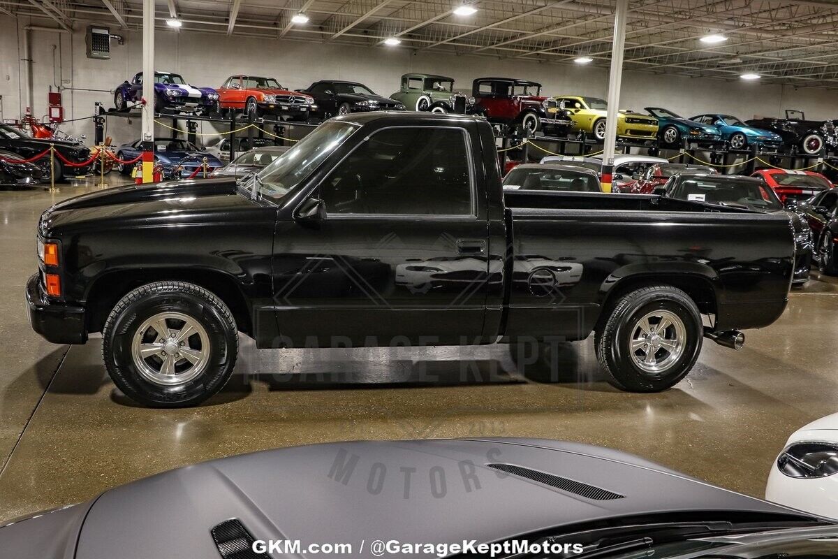 Chevrolet-CK-Pickup-1500-Pickup-1988-9