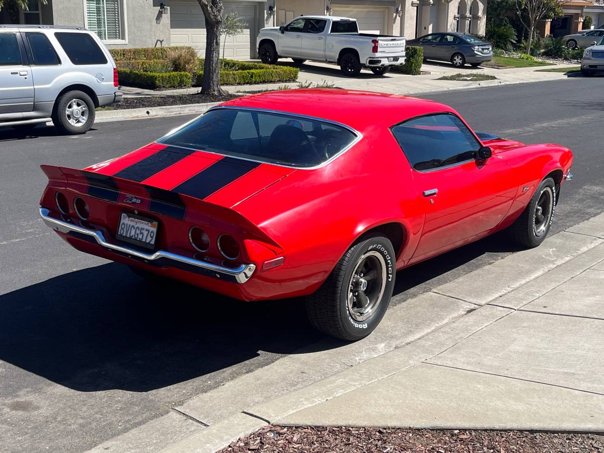 Chevrolet-Camaro-1972-2