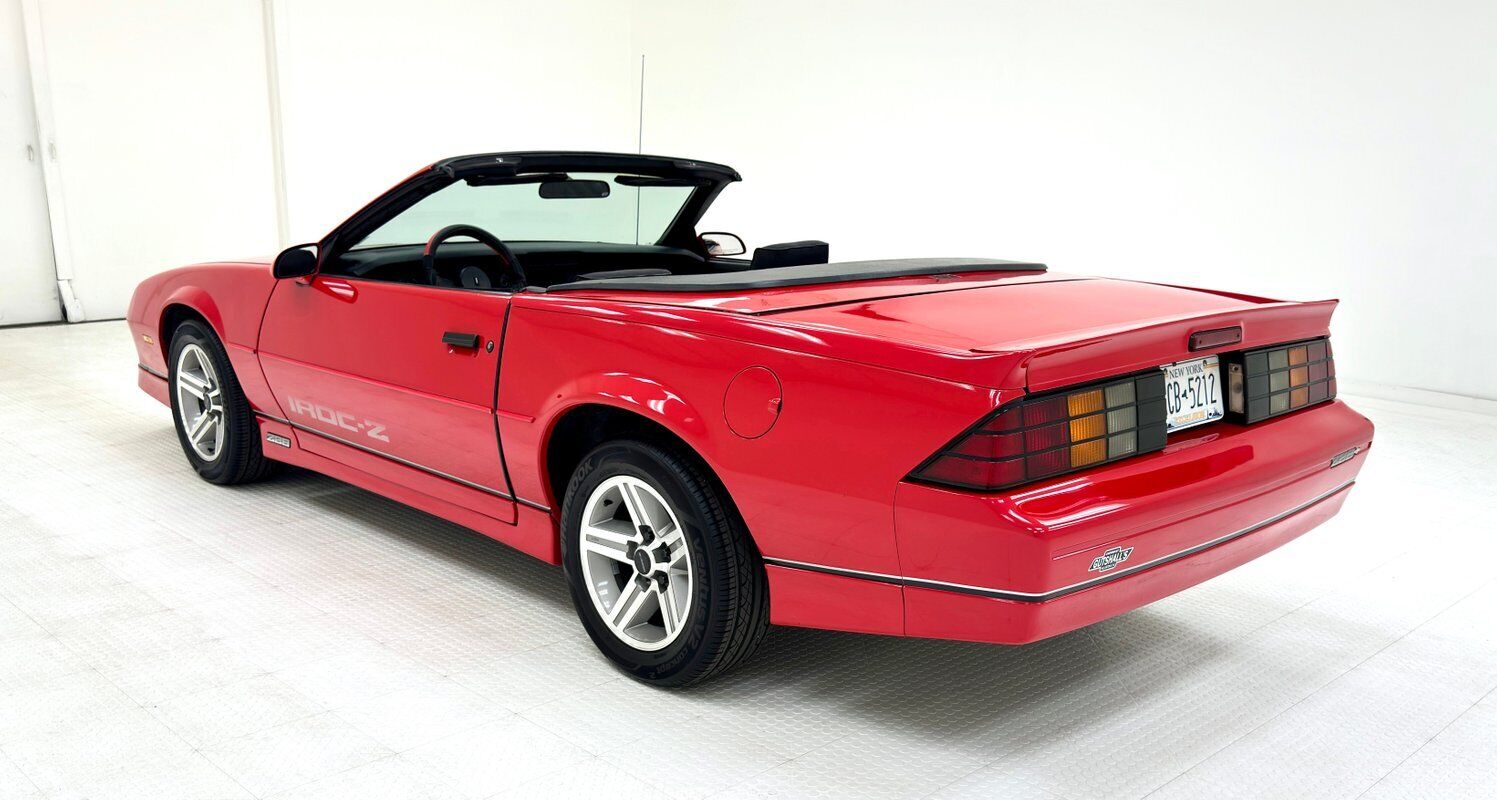 Chevrolet-Camaro-Cabriolet-1987-5