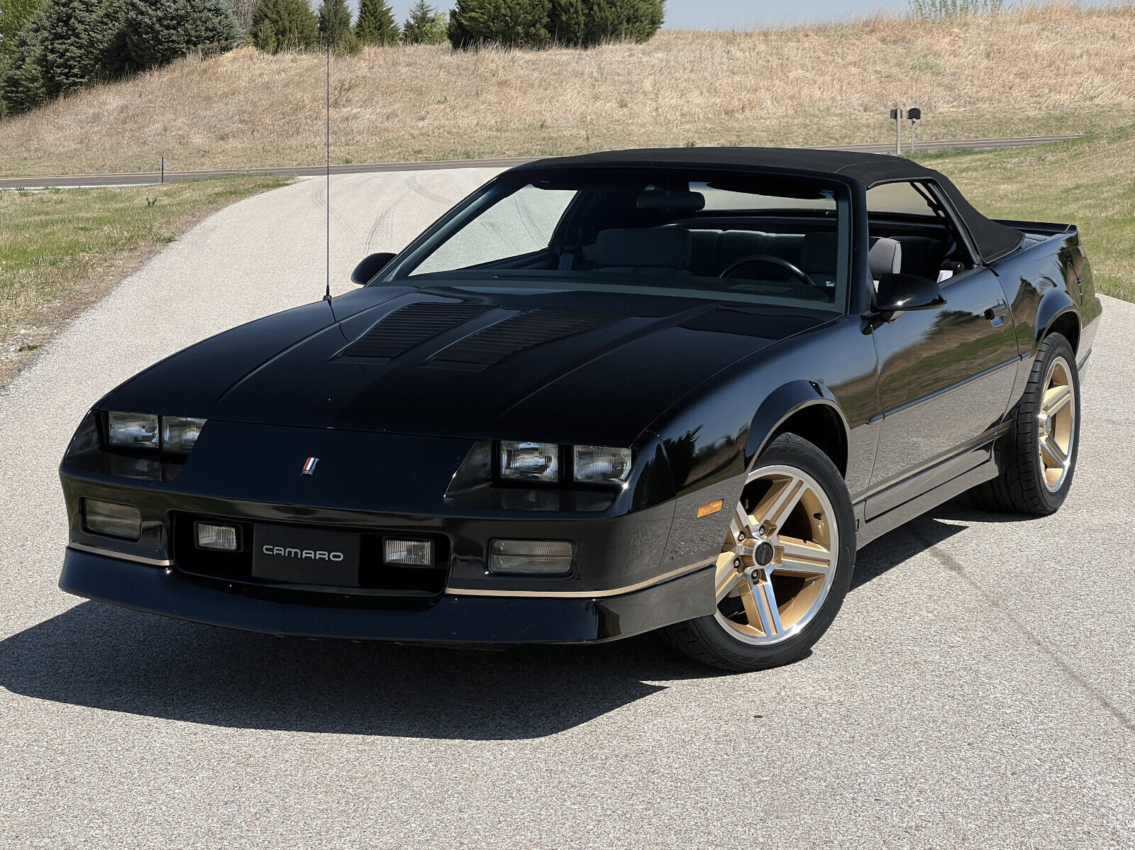 Chevrolet-Camaro-Cabriolet-1988-6