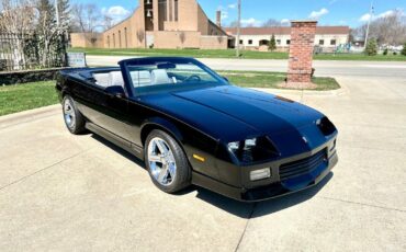 Chevrolet-Camaro-Cabriolet-1989-4