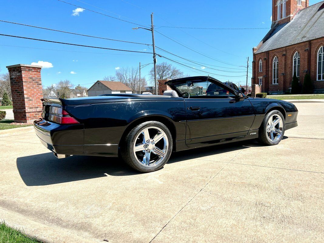 Chevrolet-Camaro-Cabriolet-1989-7