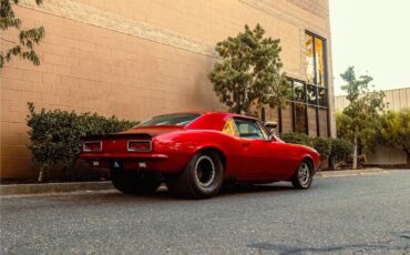 Chevrolet-Camaro-Coupe-1967-2