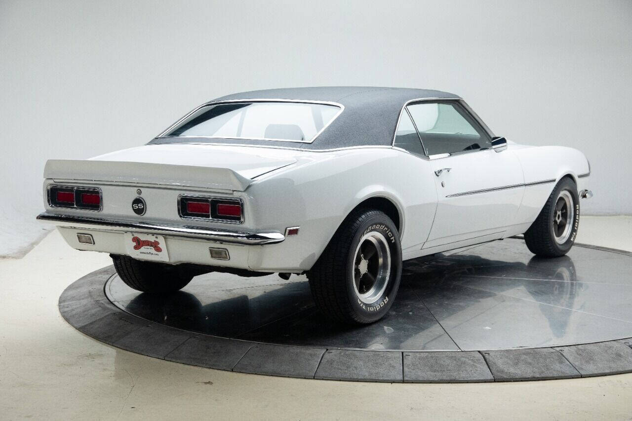 Chevrolet-Camaro-Coupe-1968-5