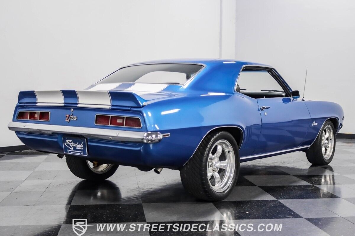 Chevrolet-Camaro-Coupe-1969-11