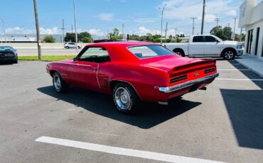 Chevrolet-Camaro-Coupe-1969-2