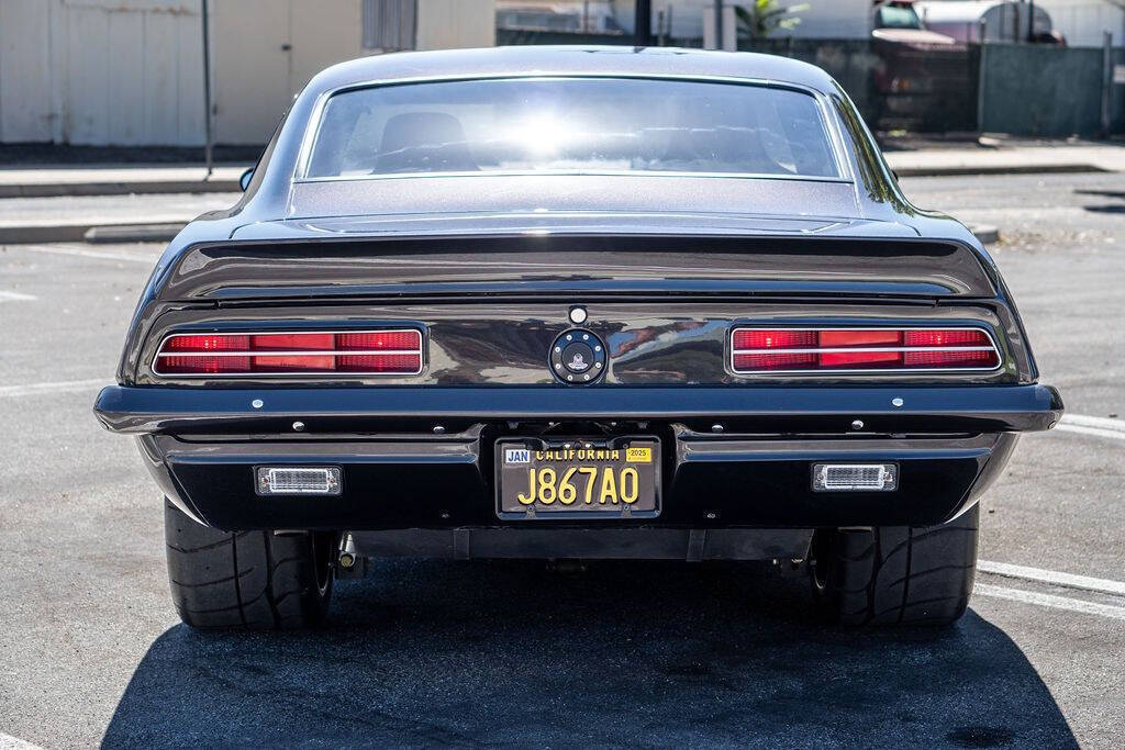 Chevrolet-Camaro-Coupe-1969-30