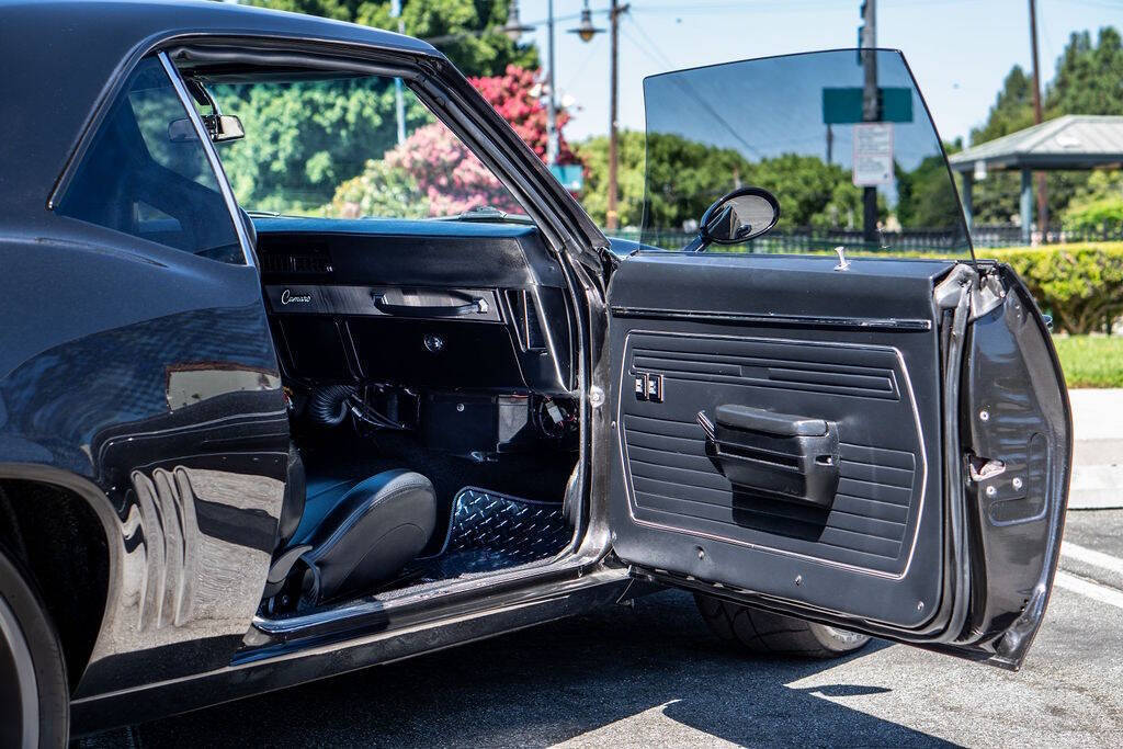 Chevrolet-Camaro-Coupe-1969-38