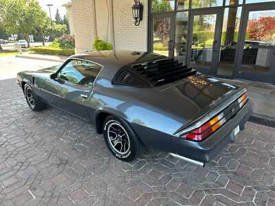 Chevrolet-Camaro-Coupe-1980-5