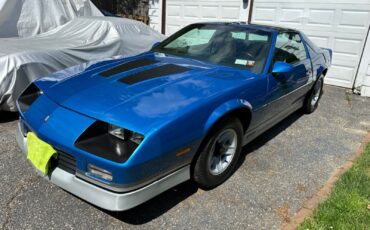 Chevrolet-Camaro-Coupe-1985-18