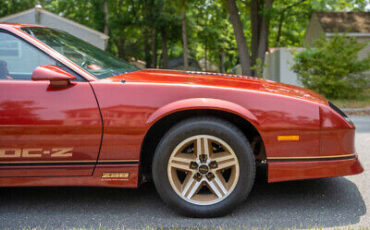 Chevrolet-Camaro-Coupe-1987-10