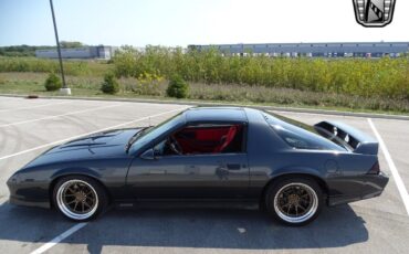 Chevrolet-Camaro-Coupe-1987-3