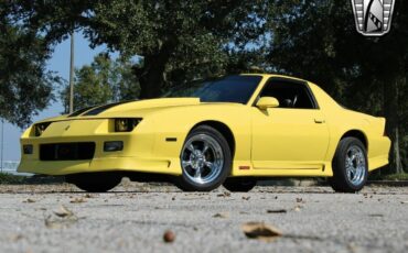 Chevrolet-Camaro-Coupe-1992-2