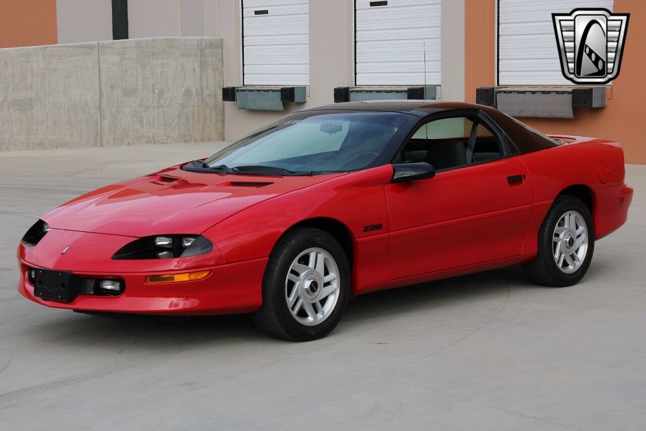 Chevrolet-Camaro-Coupe-1993-5