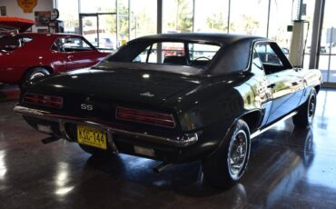 Chevrolet-Camaro-rs-ss-396-1969-5