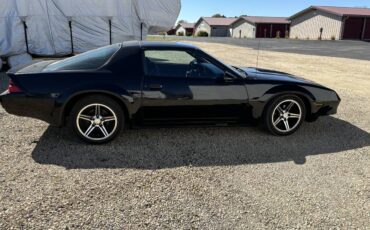 Chevrolet-Camaro-sport-1986-2